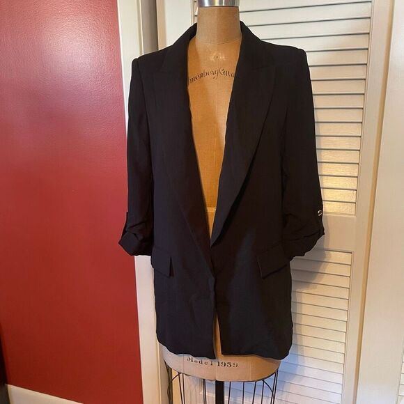 Zara Jackets & Blazers - ZARA | black open front ruched sleeve blazer L NWT $70